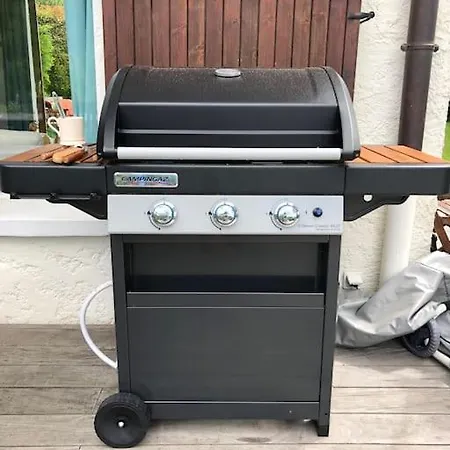 Villa Between Lake & Mountain